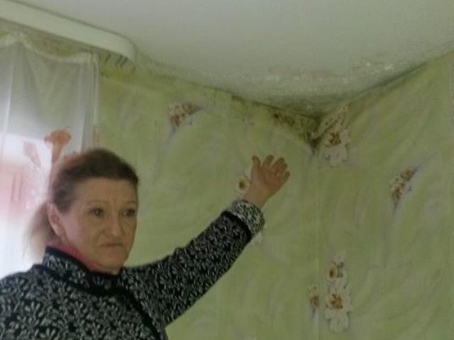 Новый Регион: В Карпинске новые дома для переселенцев разваливаются на глазах (ФОТО)