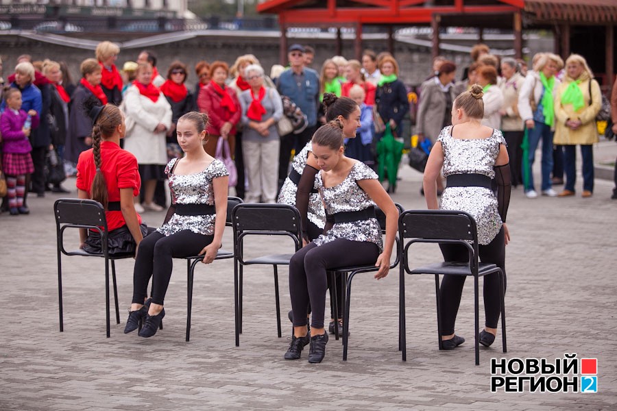 Дети побыли спасателями, актерами и спортсменами – в Екатеринбурге отметили День знаний (ФОТО)