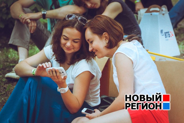 Фестиваль «Усадьба Jazz» в Екатеринбурге превратился в конкурс мокрых маек (ФОТО) / Тысячи гостей не спугнул даже мощный ливень