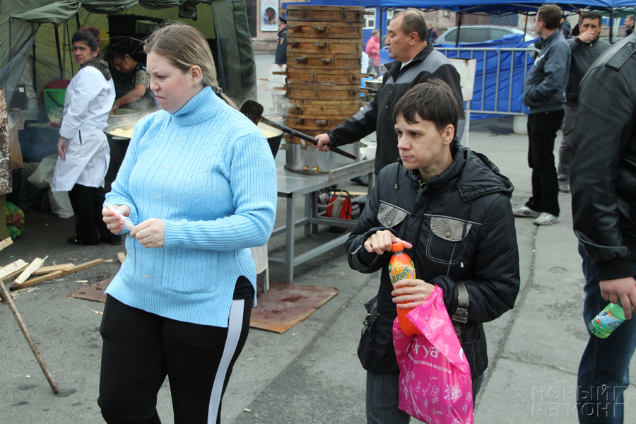День города в Челябинске отметили шашлыками и пловом / ФОТОРЕПОРТАЖ