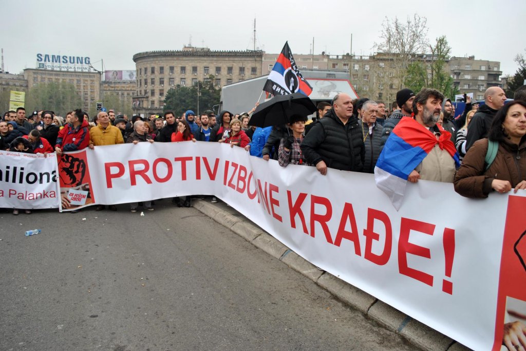 «Демонстрация без силы»: русская журналистка в эпицентре сербского протеста (ФОТО)