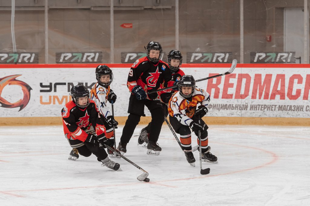 Стартовал Детский хоккейный турнир, посвященный памяти Александра Козицына
