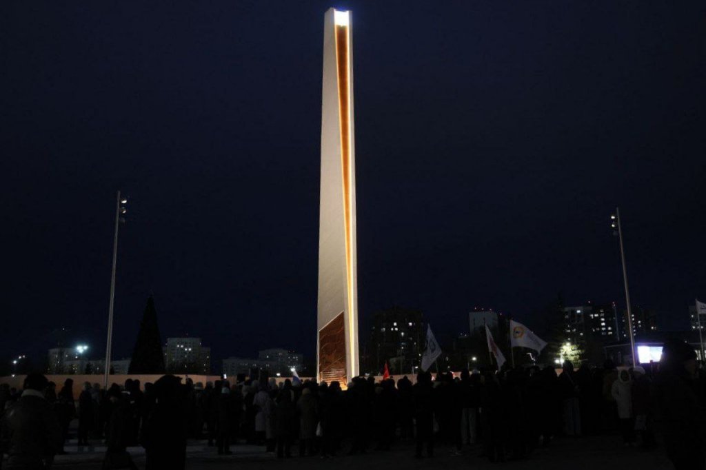 В Верхней Пышме открыли стелу – символ героизма металлургов в годы ВОВ В Верхней Пышме открыли стелу – символ героизма металлургов в годы ВОВ