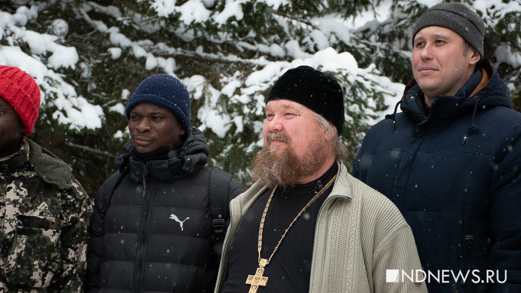 Студенты-африканцы окунулись в иордани на праздник Крещения (ФОТО)