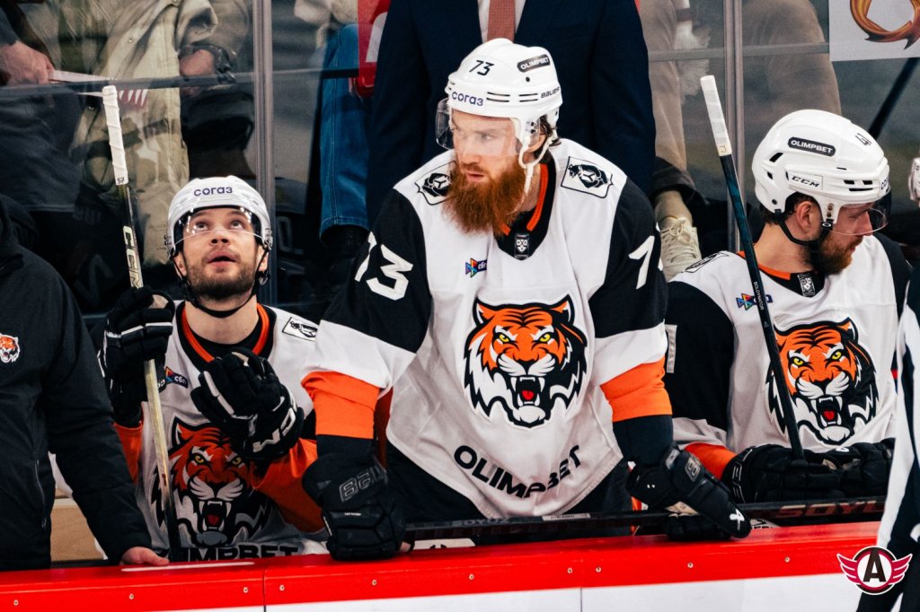 &laquo;Автомобилист&raquo; обыграл &laquo;Амур&raquo; в &laquo;сериальном&raquo; матче в Екатеринбурге