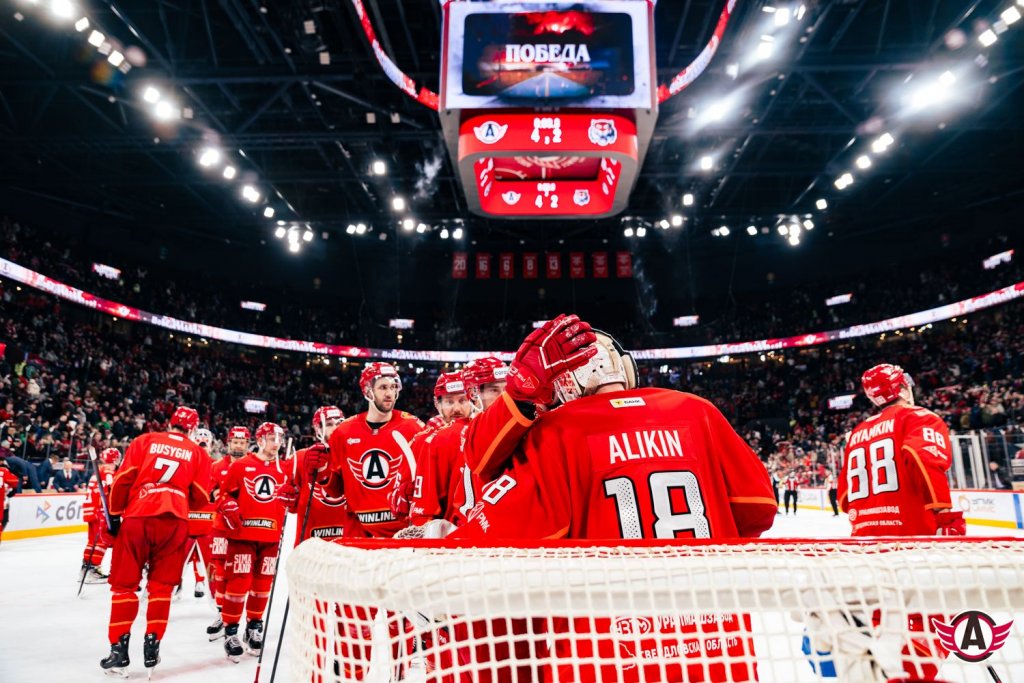 &laquo;Автомобилист&raquo; обыграл &laquo;Амур&raquo; в &laquo;сериальном&raquo; матче в Екатеринбурге