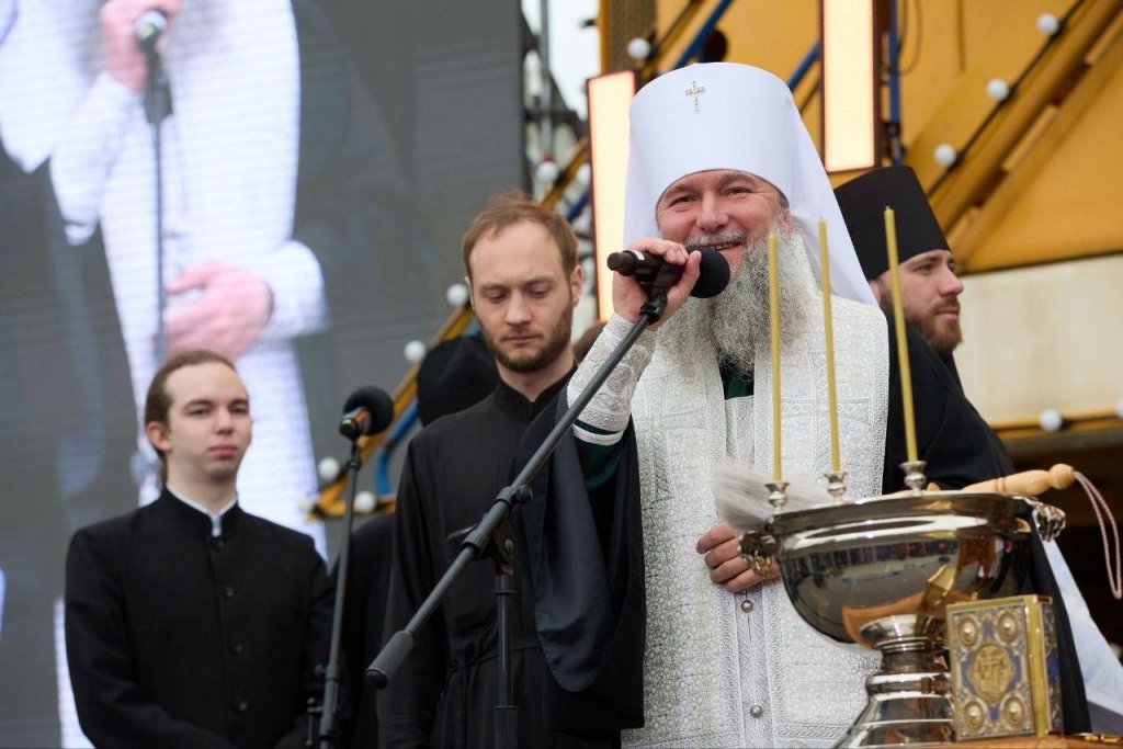5000 байкеров приняли участие в молебне перед стартом фестиваля &laquo;Движения&raquo;