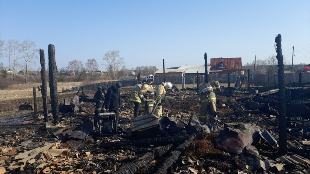 Новый День: Криминалисты обнаружили останки пятого ребенка на пожаре в Бызово (ФОТО)