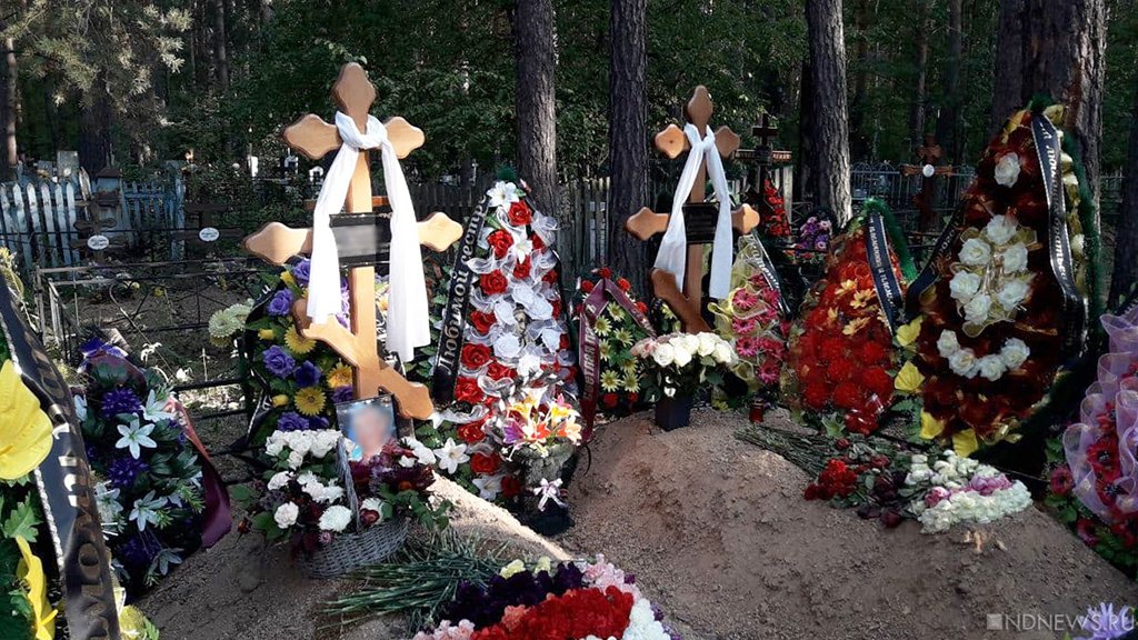 Неизвестные устроили погром на кладбище в Челябинской области
