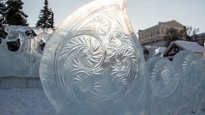 Открытие главного ледового городка Челябинска перенесли