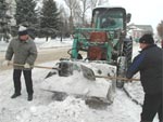 В Одесской области на расчистке дорог от снежных заносов работает 54 единицы техники