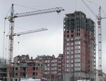 С начала 2010 года жилье в московских новостройках подорожало почти на 30% / В ближайшие три года жилье может подняться в цене еще на 25-60%