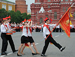 В России пионеры отмечают свой праздник и пополняют ряды (ФОТО)