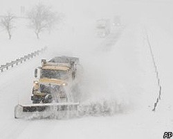 Мощный снегопад парализовал северо-восток США