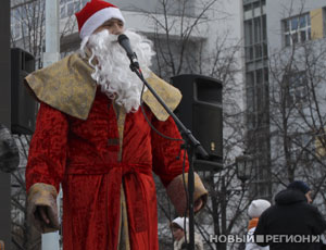 Очередной поствыборный митинг в Екатеринбурге начался с выступления «дедушки Чурова» (ФОТО)