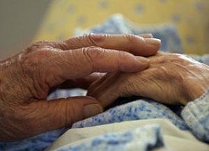 В Киевской области безработный задушил 83-летнюю пенсионерку