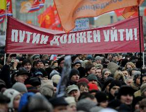 Одного из организаторов марша оппозиции в Петербурге вызвали в СК