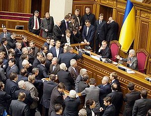 Верховная Рада приняла закон, допускающий приватизацию украинской ГТС