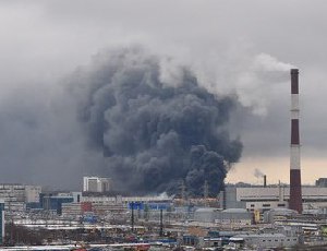 На месте пожара в Петербурге найдены тела двоих погибших (ВИДЕО)