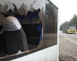 В Амурской области автобус врезался в забор