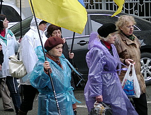 Возле Нацбанка Украины вновь митинговали обманутые вкладчики (ВИДЕО)