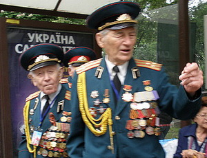 В Севастополе ветеранов будут бесплатно возить в украинский военный госпиталь