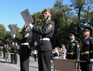 Курсанты Одесской военной академии присягнули на верность народу Украины (ФОТО, ВИДЕО)