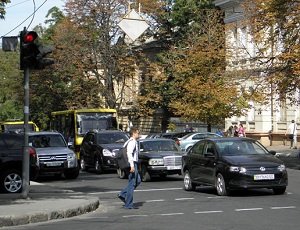 В Одессе светофор заблокировал одну из основных улиц (ВИДЕО)