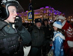 Предновогодние акции прошли в Москве и Санкт-Петербурге