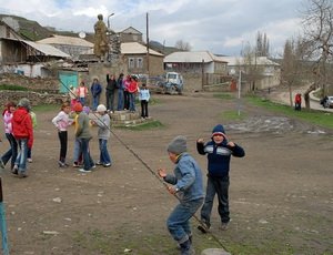 Чиновники Северного Кавказа не досчитались 110 тысяч детей