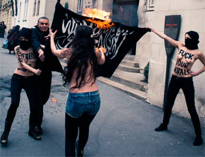 Мусульмане Парижа добились уголовного дела против Femen