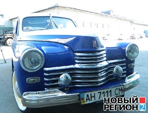 В Запорожье приехал автопробег «Дорогами Победы», следующий в Берлин (ФОТО)