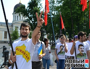 В Одессе курды прошли маршем в поддержку протестантов в Турции (ВИДЕО, ФОТО)