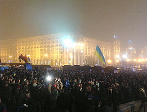 В Киеве на Майдане опять увеличивается число митингующих