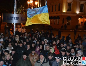 В Одессе продолжают поддерживать киевский Евромайдан (ВИДЕО, ФОТО)