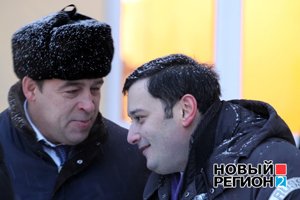 Хинштейн проверил проблемные дома в Екатеринбурге и принял новые жалобы обманутых дольщиков (ФОТО)
