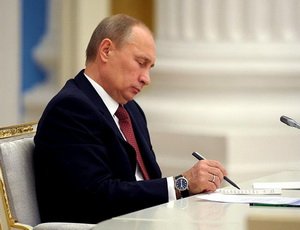 Эксперт: Путин пока не выполнил своих обещаний