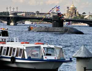 В Санкт-Петербурге пьяные отдыхающие захватили теплоход и избили матроса