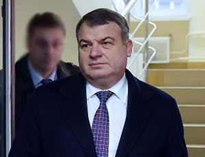 Сердюков заявил о невиновности Васильевой