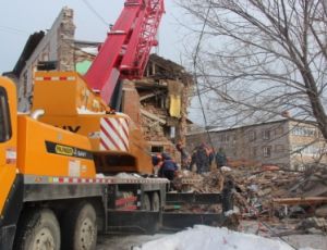 Под Хабаровском взрыв уничтожил подъезд жилой многоэтажки (ФОТО, ВИДЕО)