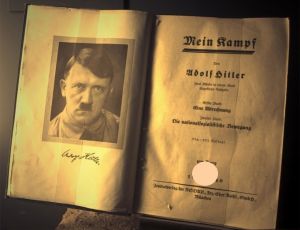 Мюнхенский институт переиздаст Mein Kampf Адольфа Гитлера