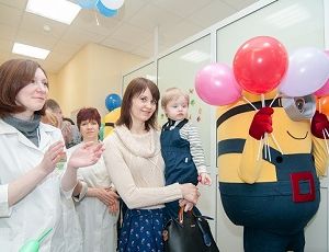 На Пионерском после капремонта открылась детская поликлиника (ФОТО)