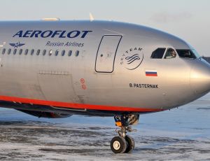 В Москве экстренно приземлился A330 с треснувшим стеклом