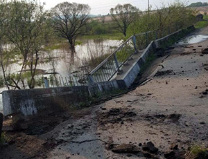 В Приморье обрушился четвертый мост за весну