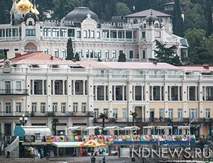 Набережные Ялты и Алушты: «все, как 20 лет назад» (ФОТО)