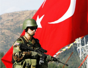 Турция направила еще одно танковое подразделение в Сирию