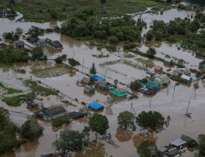 На Приморье обрушится новый мощный циклон / Сейчас тайфун бушует над Китаем