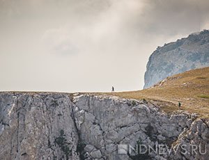 В крымских горах потерялись туристы с ребенком