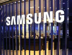 ФАС проверит цены на смартфоны Samsung