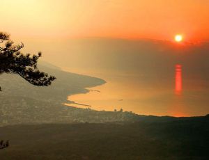 Над крымскими городами и огородами воцарится тишина. Но не гробовая